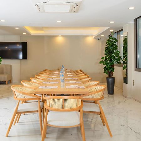 Guelluek Uno Elegance Otel Zewnętrze zdjęcie